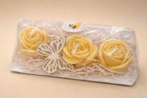 Geschenkset – Rosenkerzen aus Bienenwachs (3er Set)